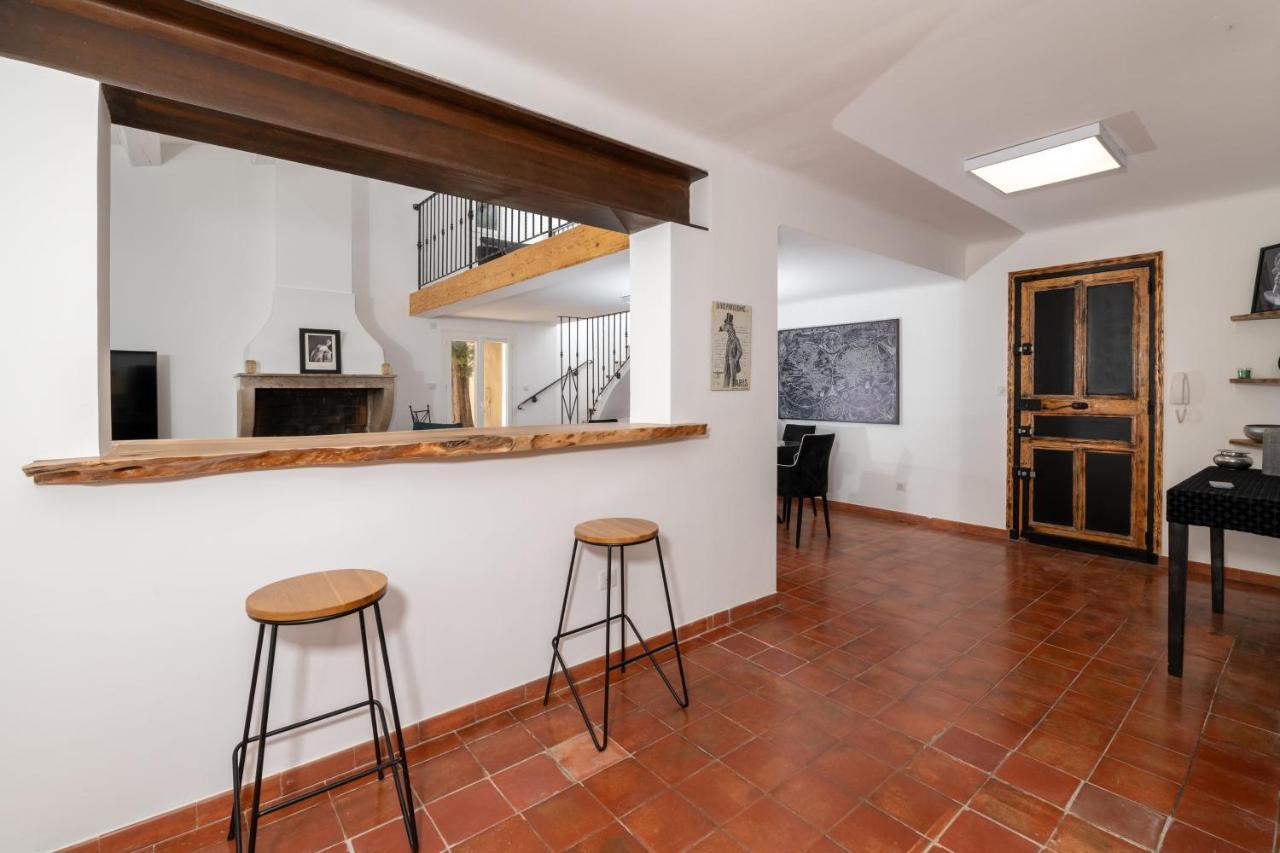 Villa De Charme En Campagne Avec Piscine Privee Et Nature Luxuriante เลอโบสเซต์ ภายนอก รูปภาพ