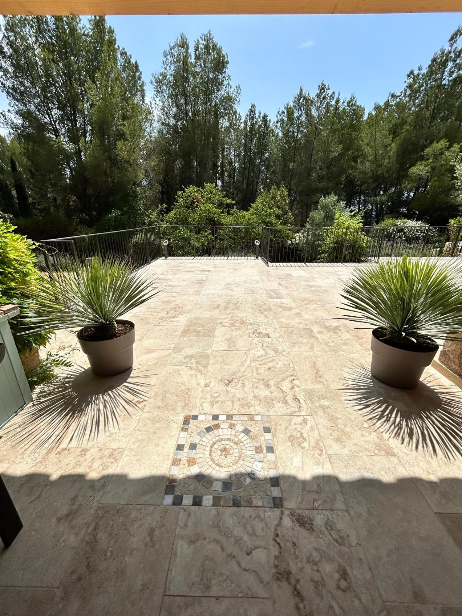 Villa De Charme En Campagne Avec Piscine Privee Et Nature Luxuriante เลอโบสเซต์ ภายนอก รูปภาพ